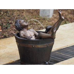 Statue Bronze enfant bain